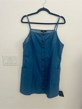 Lulus Womens XL NWT Blue Denim Button Front Mini Dress Adjustable Straps Pockets